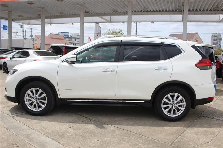 Nissan X-TRAIL 2018 6359507-9