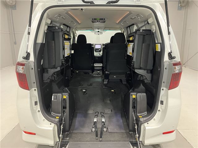 Toyota ALPHARD 2012 6406430-4