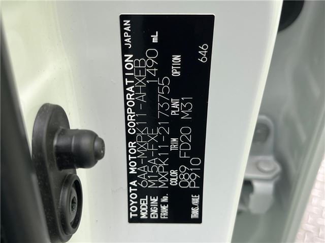 Toyota AQUA 2024 6409727-1