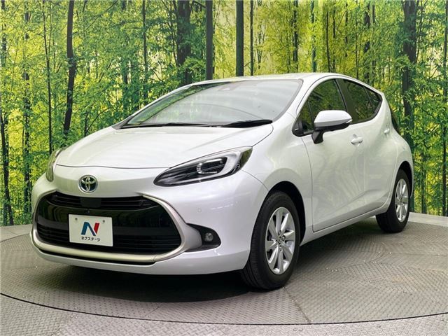 Toyota AQUA 2024 6409727-8