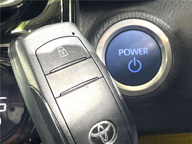 Toyota AQUA 2022 6410463-9