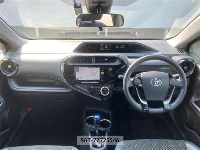 Toyota AQUA 2017 6415373-2