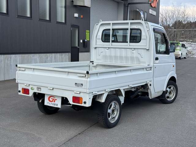 Suzuki CARRY TRUCK 2011 6401517-1