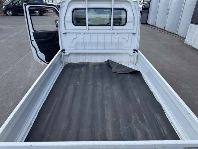 Suzuki CARRY TRUCK 2011 6401517-4