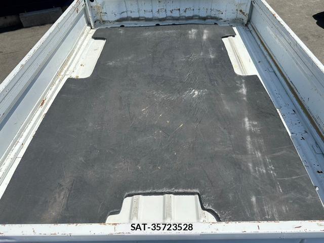 Suzuki CARRY TRUCK 2002 6403521-9