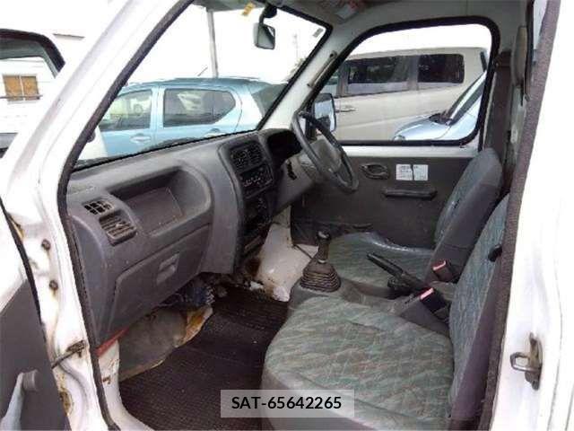 Suzuki CARRY TRUCK 2000 6403728-2