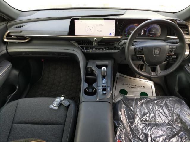 Toyota Crown Crossover 2024 6418381-2