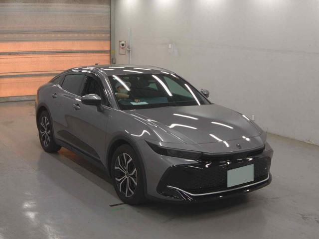 Toyota Crown Crossover 2024 6418381-3