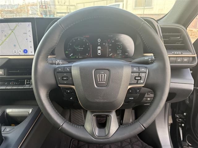 Toyota Crown Crossover 2024 6418507-6