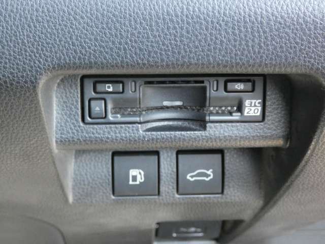 Toyota Crown Crossover 2022 6420471-8