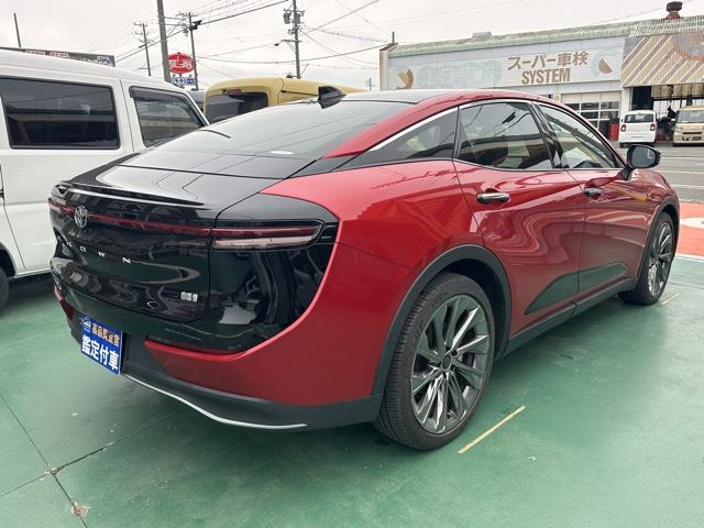 Toyota Crown Crossover 2022 6420592-10