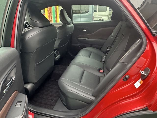 Toyota Crown Crossover 2022 6420592-3