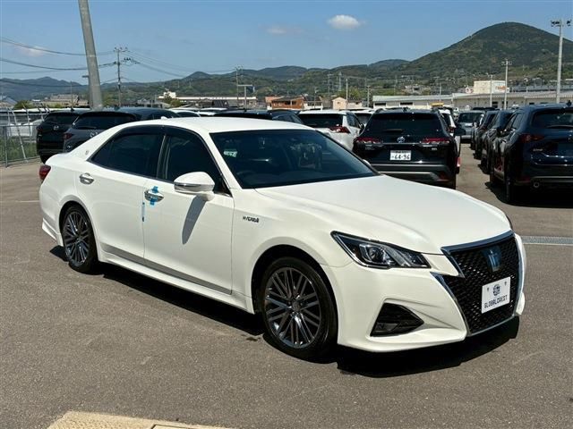 Toyota CROWN HYBRID 2017 6378828-4