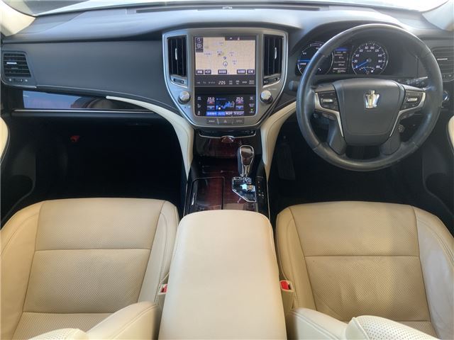 Toyota CROWN HYBRID 2016 6379237-2