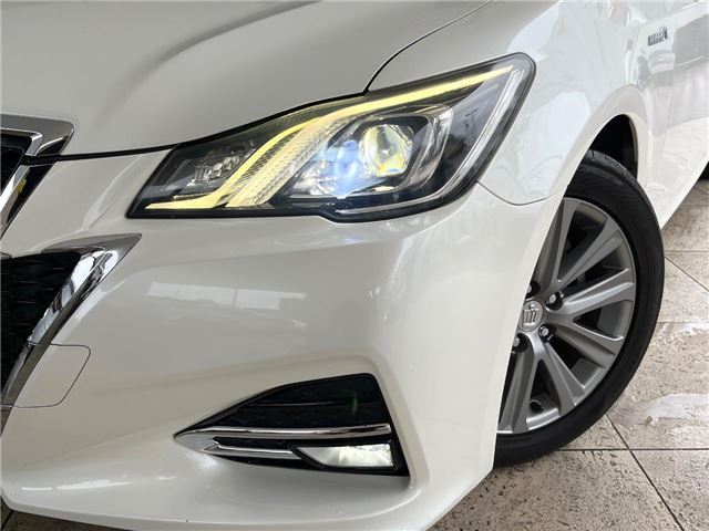 Toyota CROWN HYBRID 2016 6379484-5