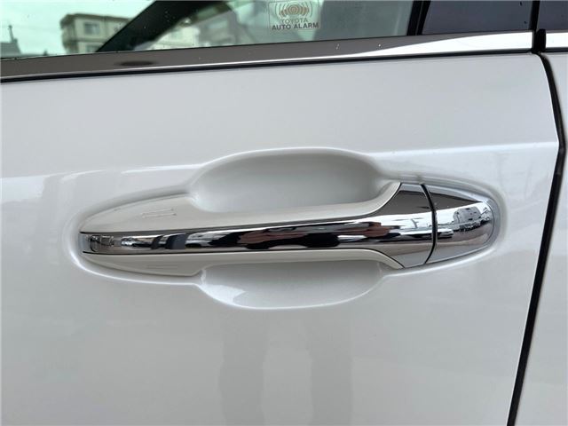 Toyota CROWN HYBRID 2016 6379484-8