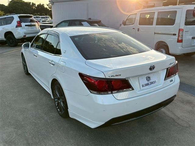Toyota CROWN HYBRID 2015 6380453-8
