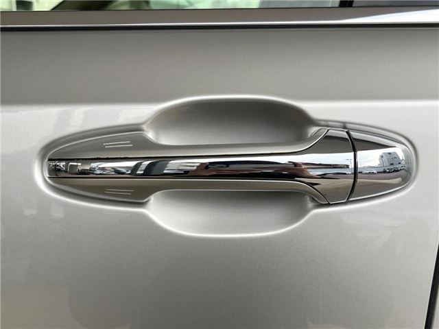 Toyota CROWN HYBRID 2015 6380804-7
