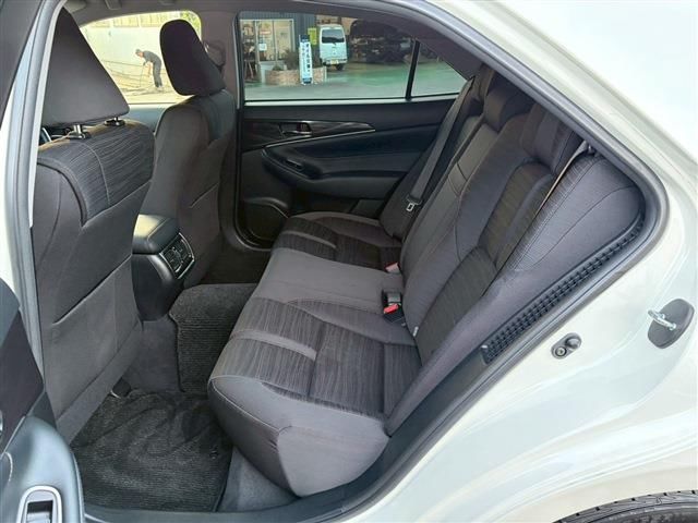 Toyota CROWN HYBRID 2014 6381313-3