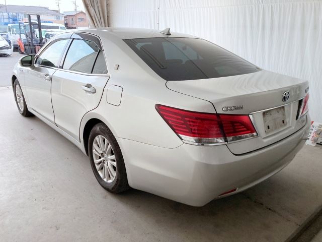 Toyota CROWN HYBRID 2013 6382431-1