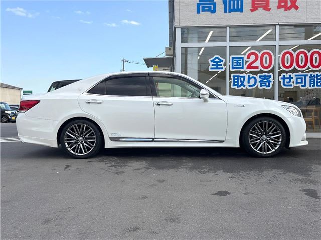 Toyota CROWN HYBRID 2013 6382502-4