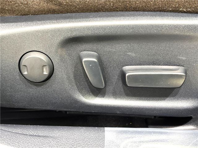 Toyota CROWN HYBRID 2013 6382756-9