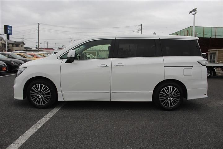 Nissan ELGRAND 2024 6410708-8