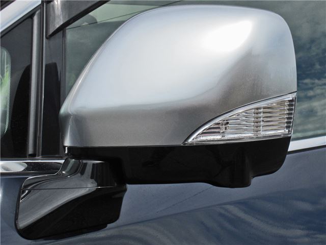 Nissan ELGRAND 2021 6410842-10