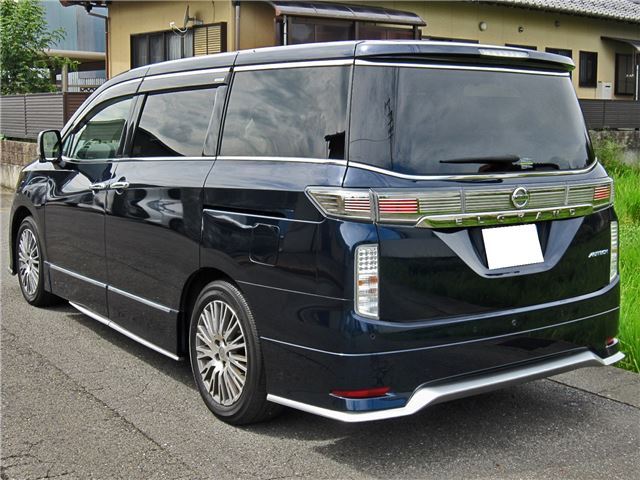 Nissan ELGRAND 2021 6410842-3