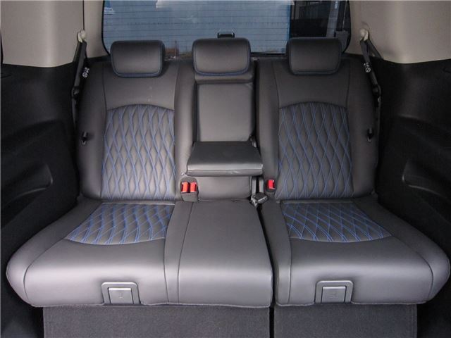 Nissan ELGRAND 2021 6410879-8