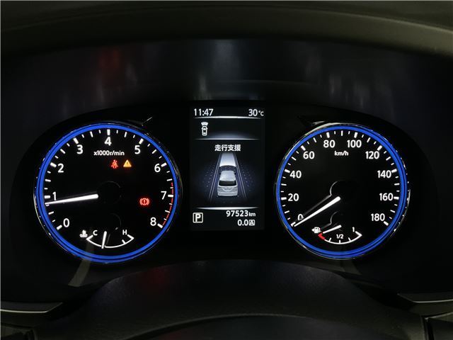 Nissan ELGRAND 2020 6410881-10