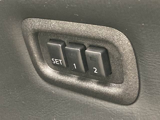 Nissan ELGRAND 2020 6411022-8