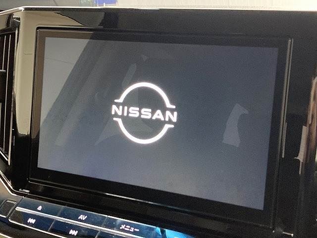 Nissan ELGRAND 2020 6411021-2