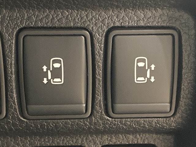 Nissan ELGRAND 2020 6411021-7