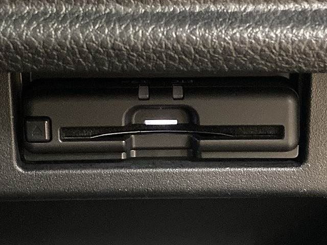 Nissan ELGRAND 2020 6411021-8