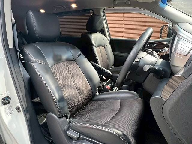Nissan ELGRAND 2019 6411071-7