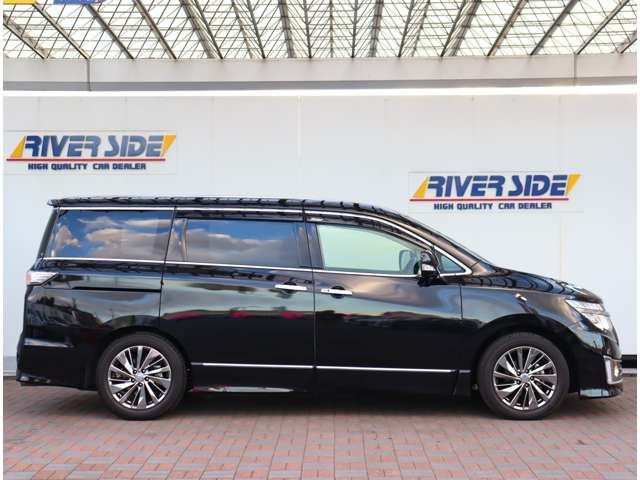 Nissan ELGRAND 2019 6411304-1
