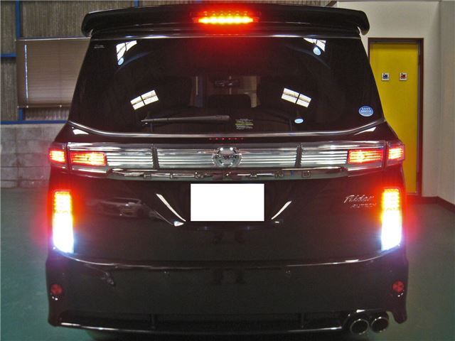 Nissan ELGRAND 2019 6411341-8