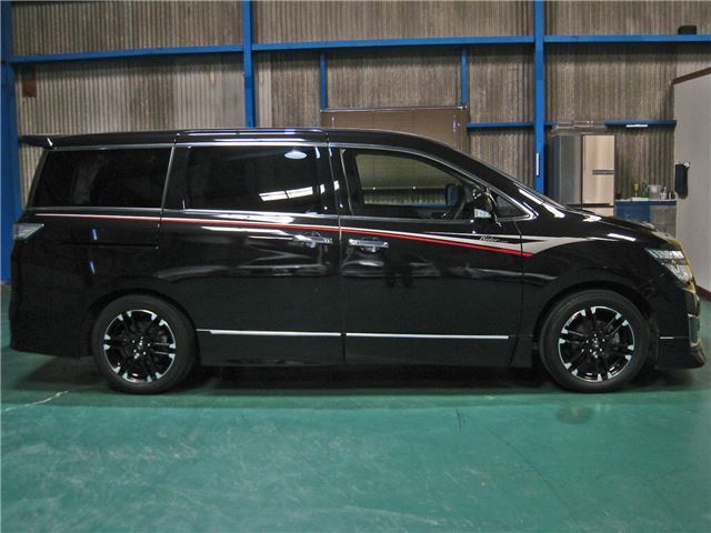 Nissan ELGRAND 2019 6411341-9