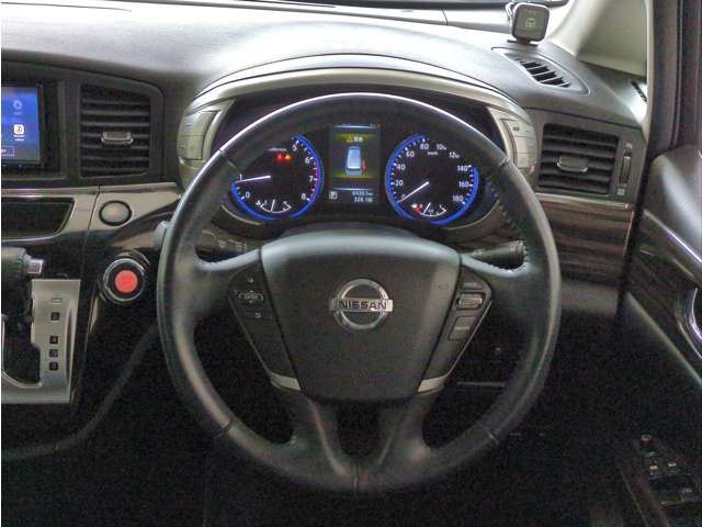 Nissan ELGRAND 2018 6411477-7