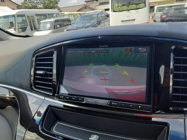Nissan ELGRAND 2018 6411544-10
