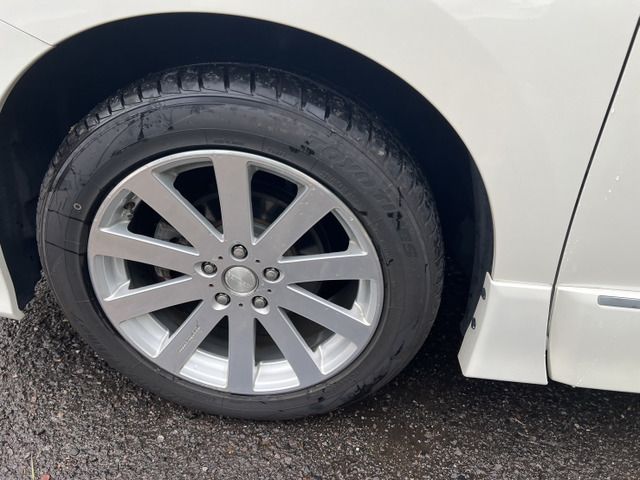 Nissan ELGRAND 2014 6412058-1