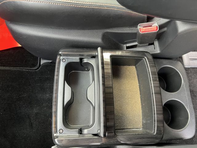 Nissan ELGRAND 2014 6412058-9