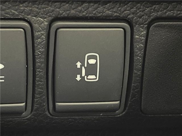 Nissan ELGRAND 2014 6412249-6
