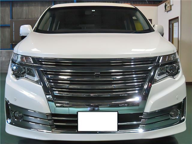 Nissan ELGRAND 2014 6412387-5