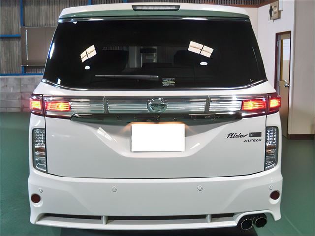 Nissan ELGRAND 2014 6412387-8