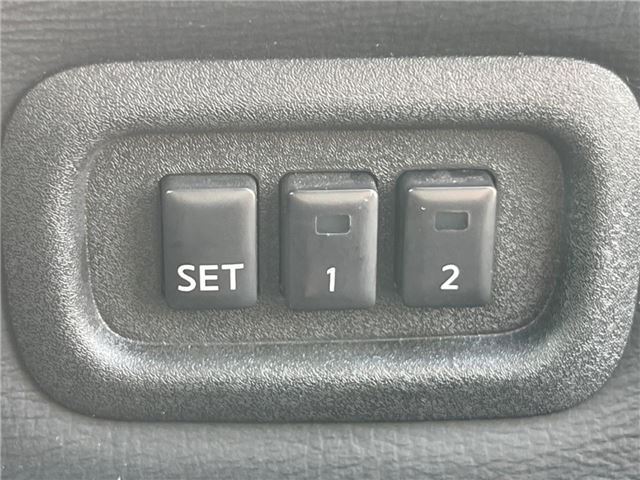 Nissan ELGRAND 2013 6412615-8
