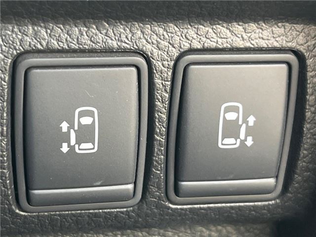 Nissan ELGRAND 2013 6412615-9