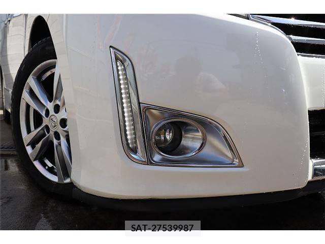 Nissan ELGRAND 2012 6412801-3