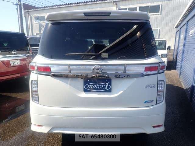 Nissan ELGRAND 2012 6412834-6